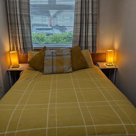 Rooms At Tarrareoch Bathgate Chambre photo