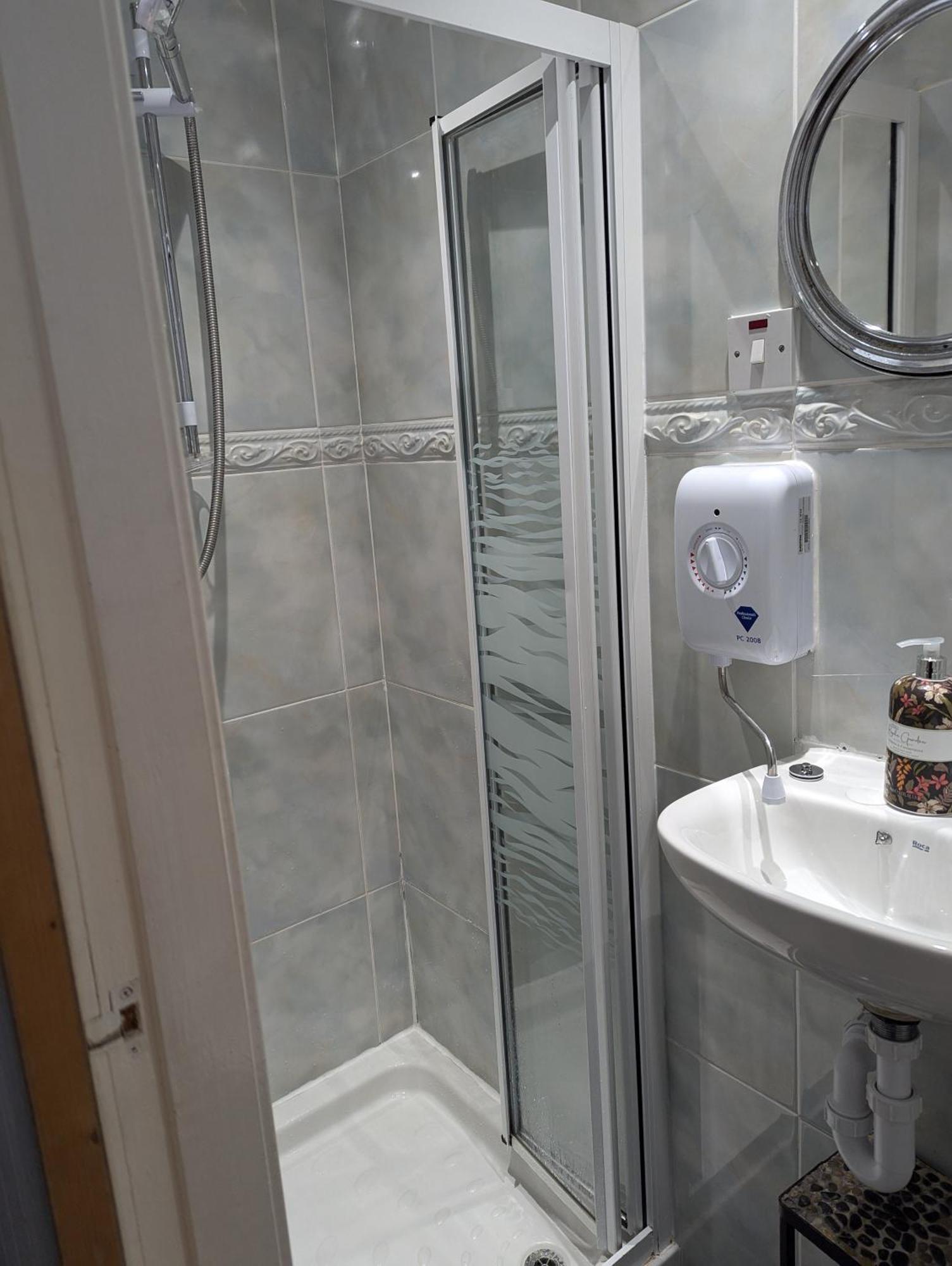 Rooms At Tarrareoch Bathgate Chambre photo